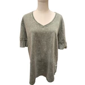 Jane and Delancey Relaxed Washed Green V-Neck Short Sleeve Women's Large